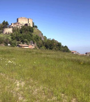 Rossena Il castello © Mario Vianelli